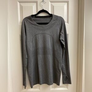 LULULEMON Long Sleeve Top